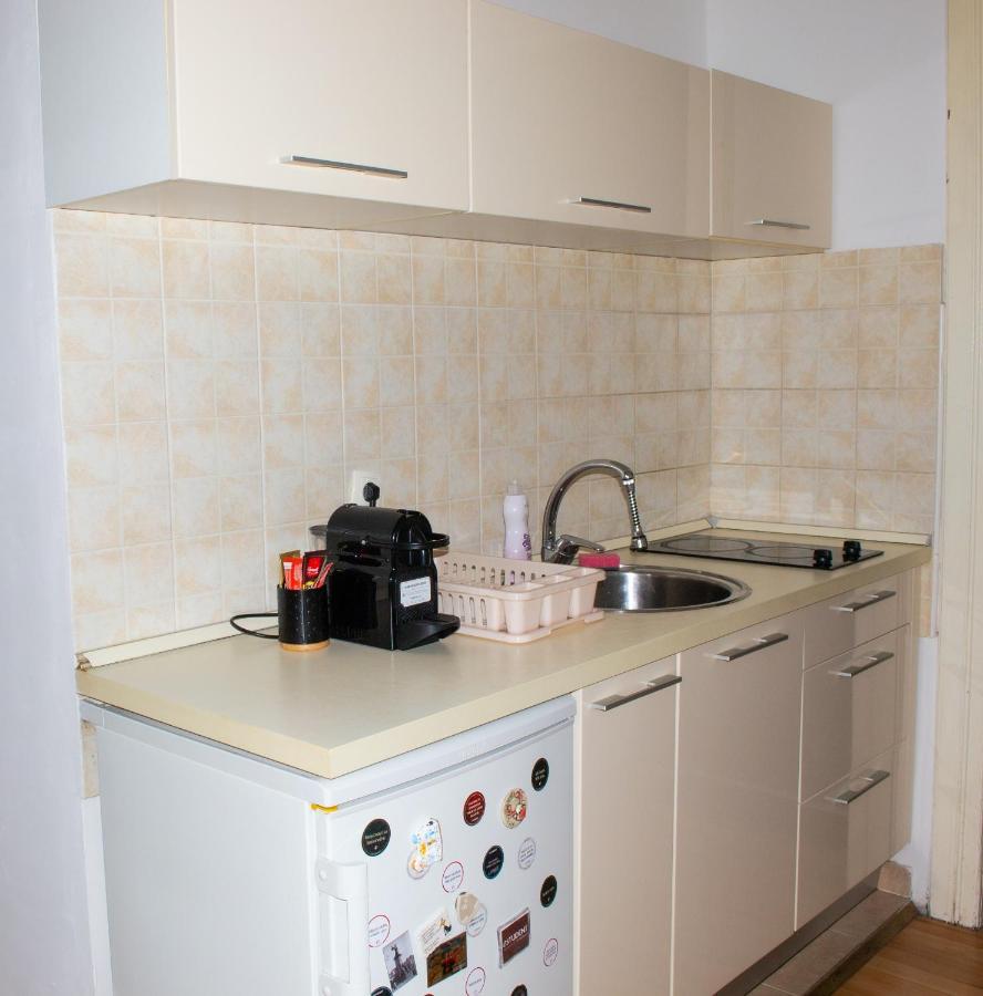Studio Apartment Kontiki Rijeka Exterior photo