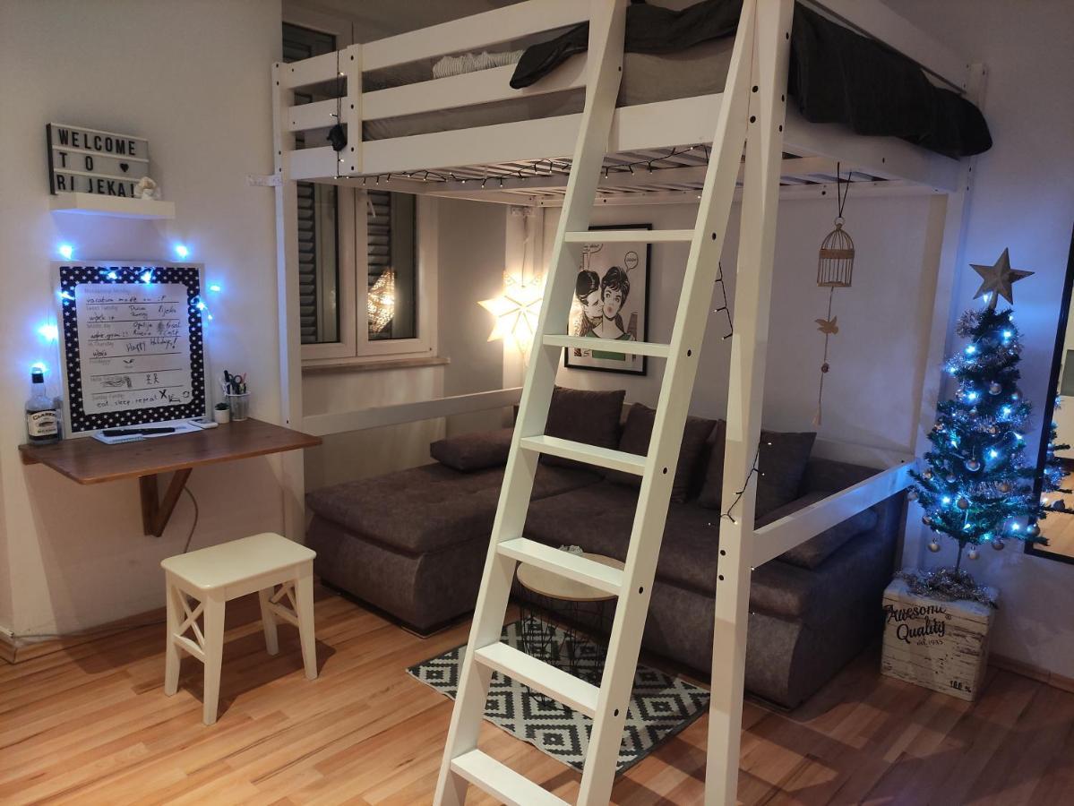 Studio Apartment Kontiki Rijeka Exterior photo